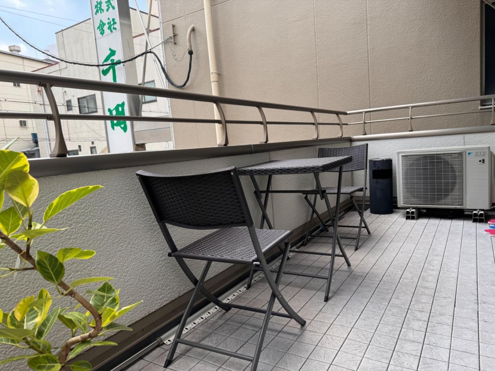 Comfy House Namba Osaka Exterior foto